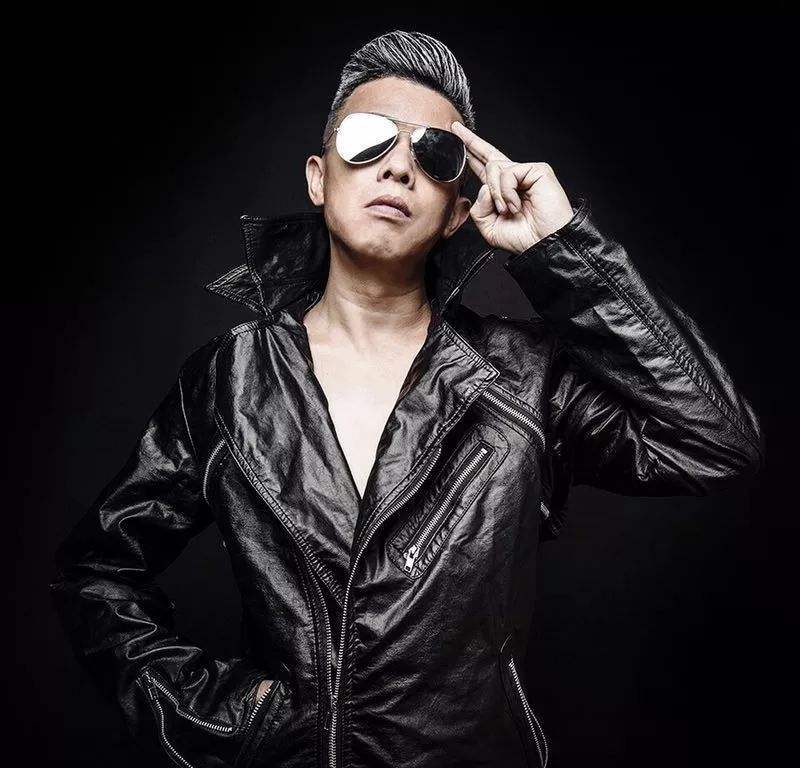 魔术师杨屹受伤,杨屹植物人