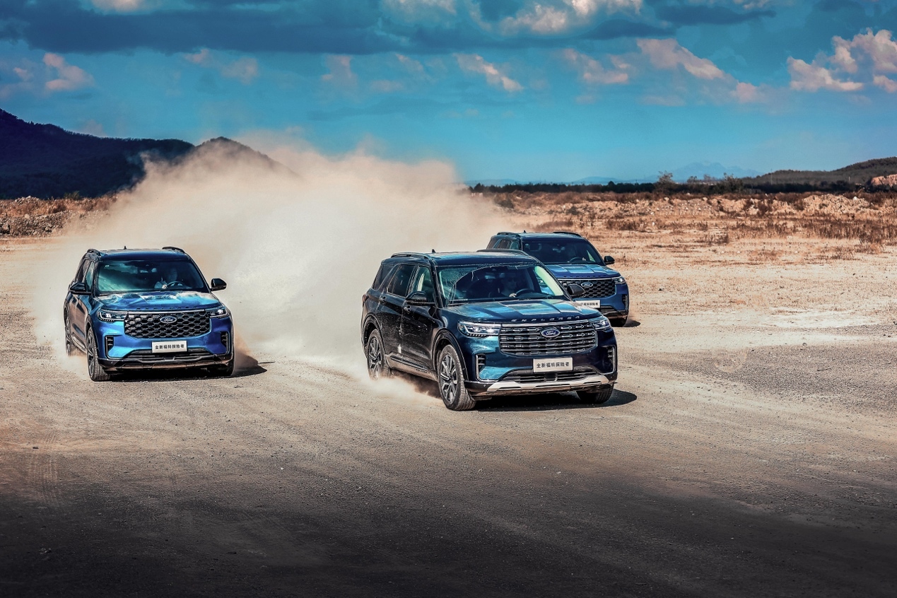 大型高性能旗舰suv福特探险者,深度试驾新款福特探险者