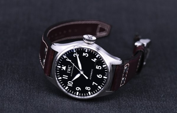 飞行表和潜水表选哪个,飞行表和潜水表怎么选择