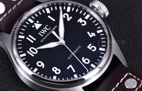 飞行表和潜水表选哪个,飞行表和潜水表怎么选择