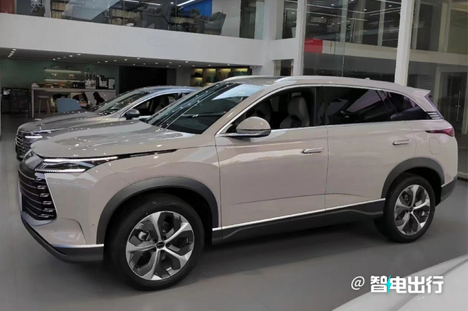 比亚迪护卫舰4s店补漆价位,比亚迪07护卫舰4s店有现车吗