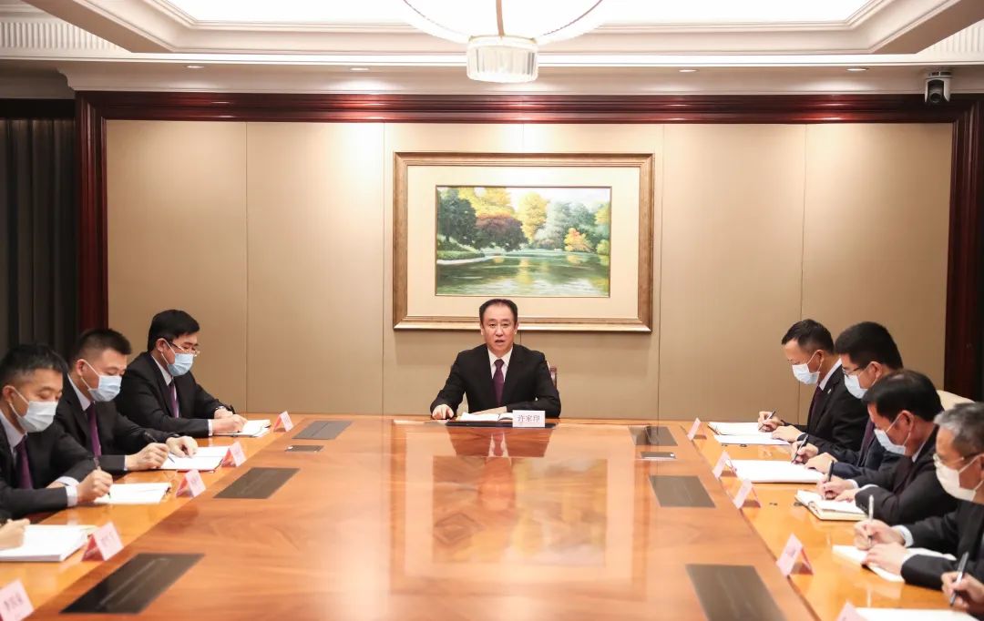 刚刚，恒大开会！许家印现身主持；午间在工作群语音强调“保交楼”！还有这些传闻都是假消息