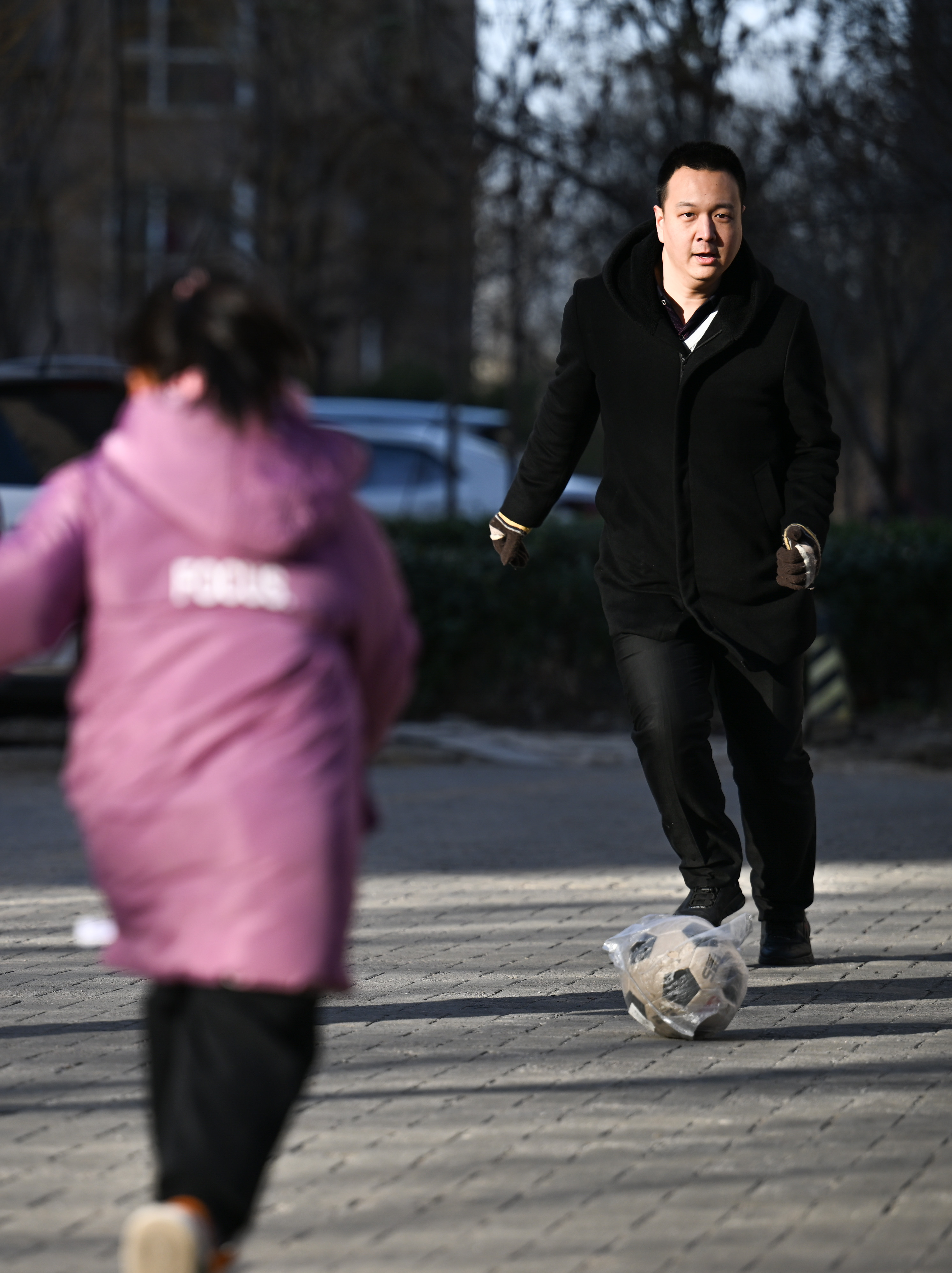 微光怎么和对象一起看世界杯,冬日的世界杯