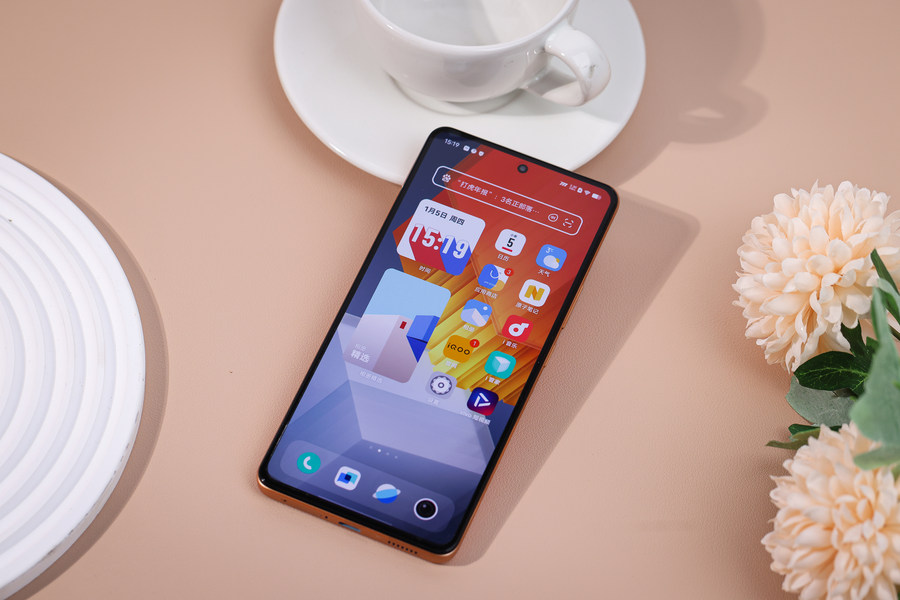 最新oppo和vivo手机哪款性价比高,vivox70pro+和oppofindx5pro