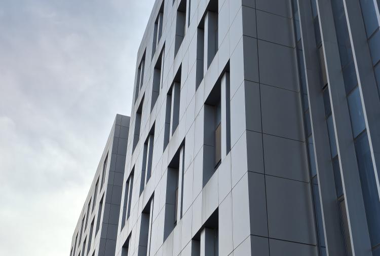 现在便宜的中端机 (国内中端机市场份额)