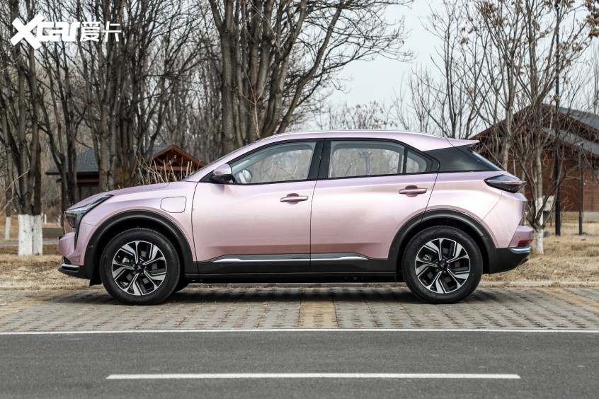 哪吒u-ii实车,哪吒u-ii真实测评