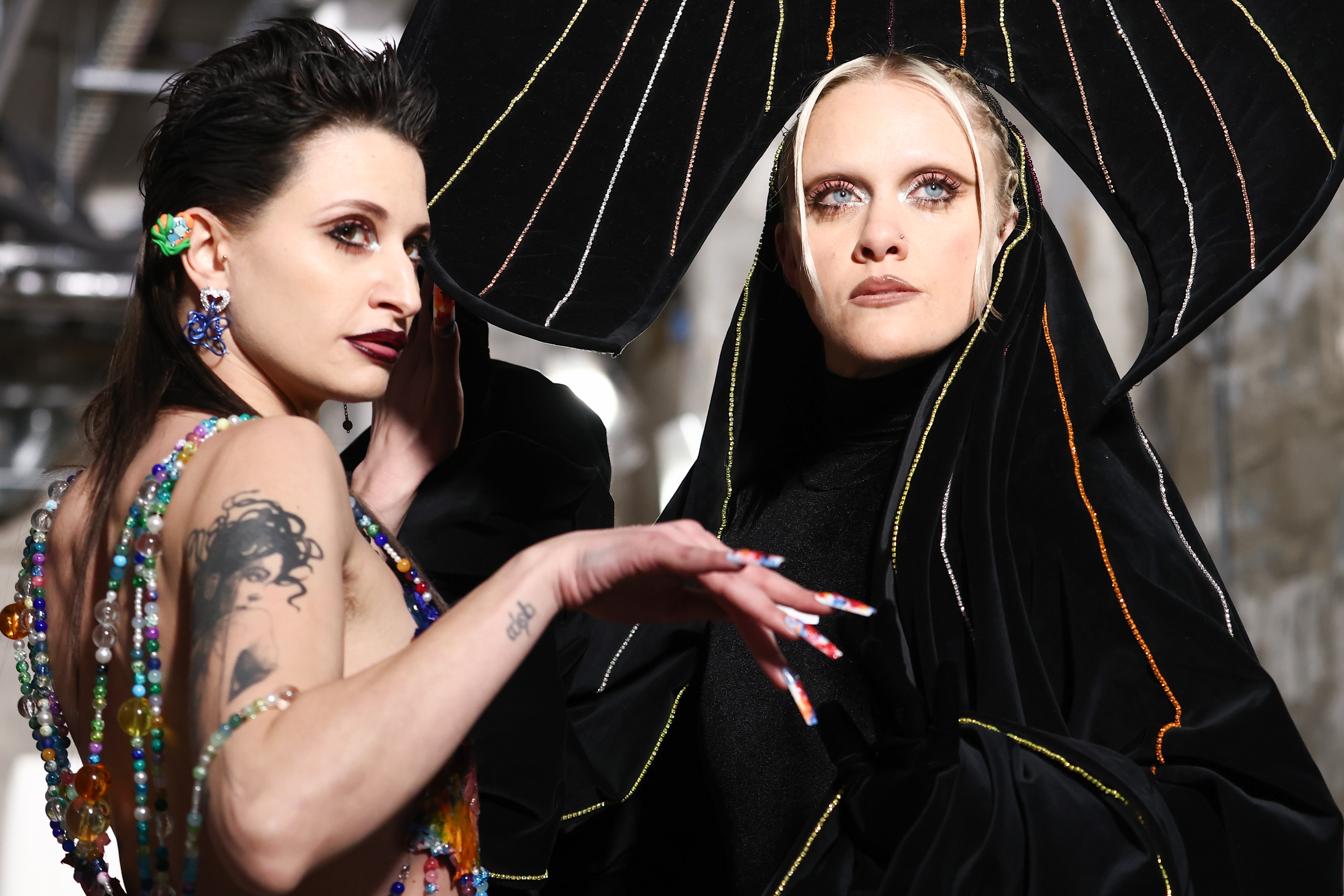 国际时装秀女装秋冬,2018巴黎时装走秀款女装春夏系列