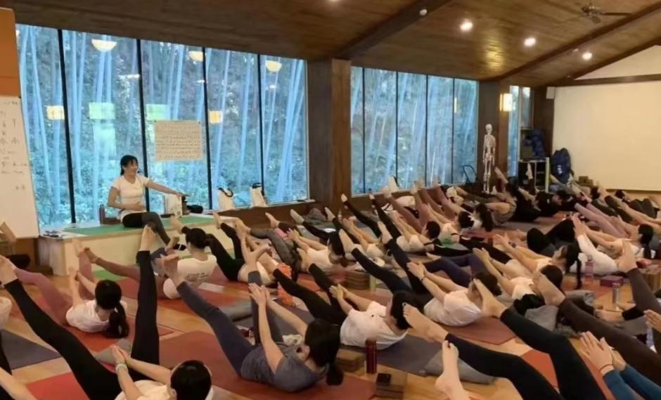 梵音瑜伽老板一年总收入,梵音瑜伽闭店案例