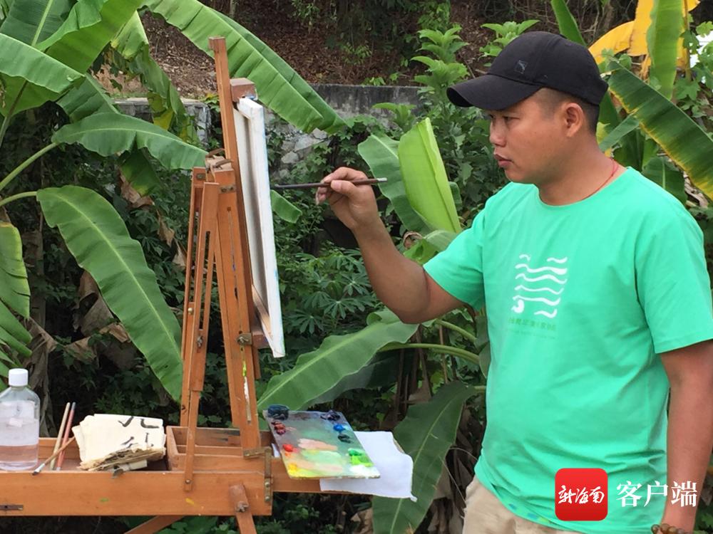 闯出精彩·自贸港的年轻人|海南青年画家云维英：用画笔绘就美好新海南