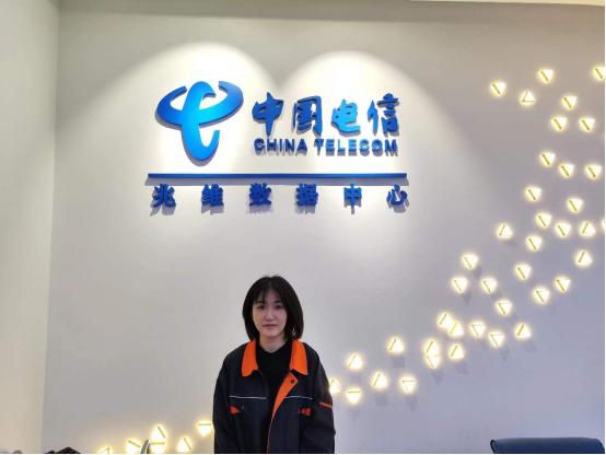 扎根电网施工一线爱岗敬业,班组天地杂志封面