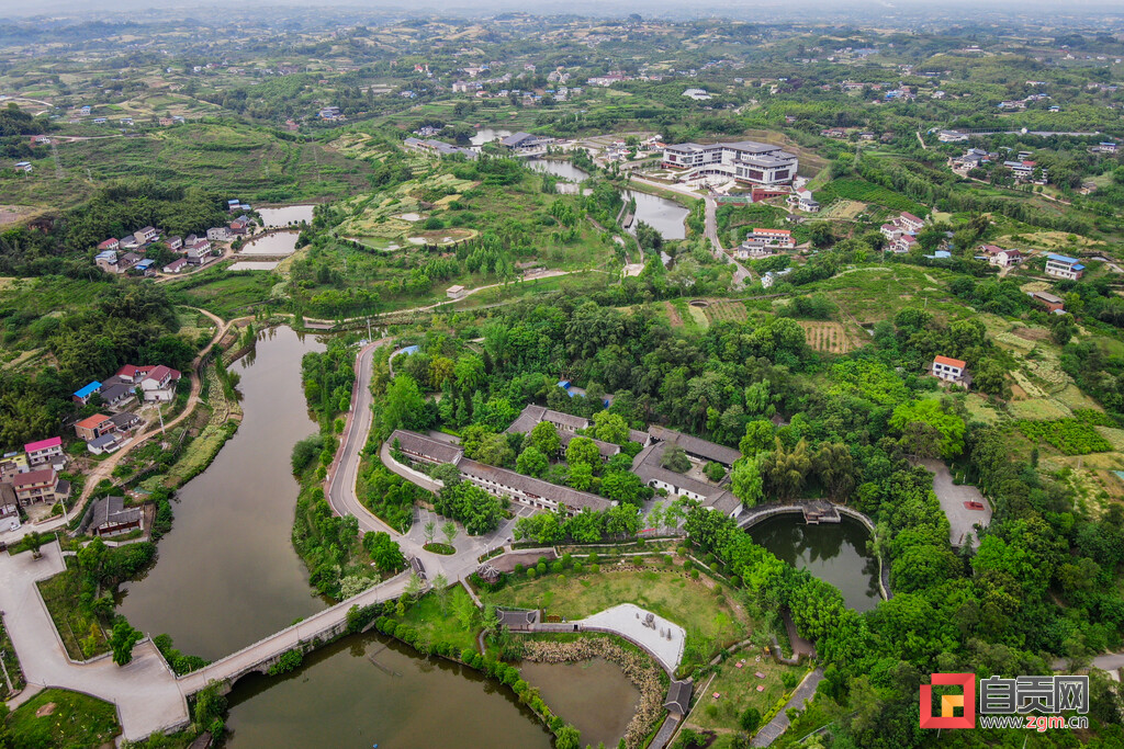 四川省红色村优秀*党**建案例评选活动举行荣县双石镇蔡家堰村作现场推介