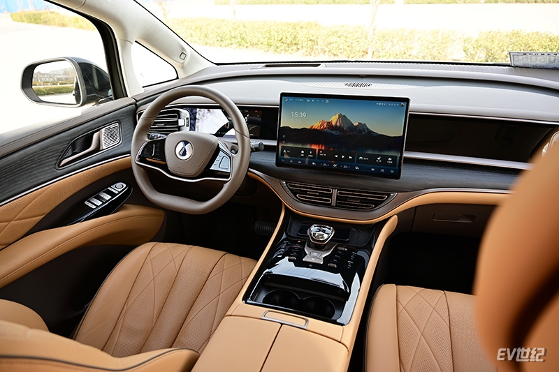 腾势d9纯电版ev试驾,试驾腾势d9EV