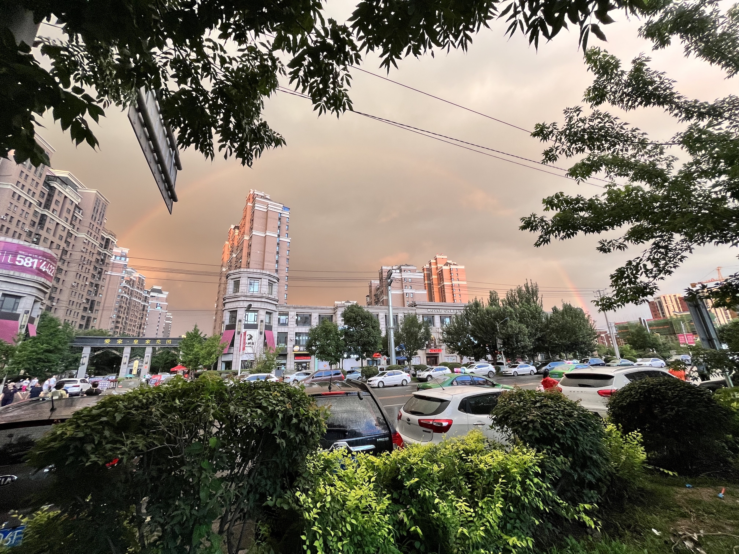 摆地摊一个月赚5000有必要做吗,摆地摊一晚上能够赚9000元吗