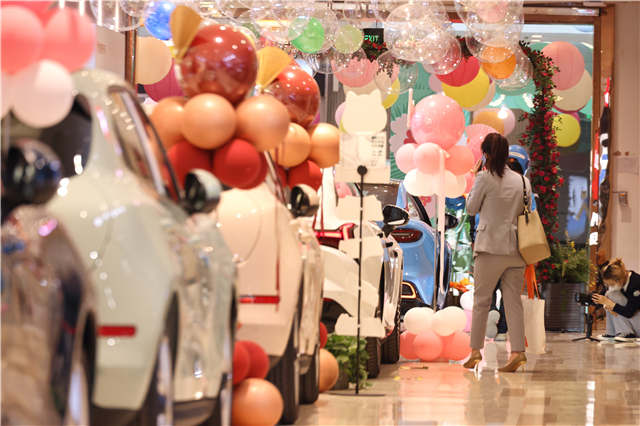 新业态新场景新消费,新客群新产品新渠道