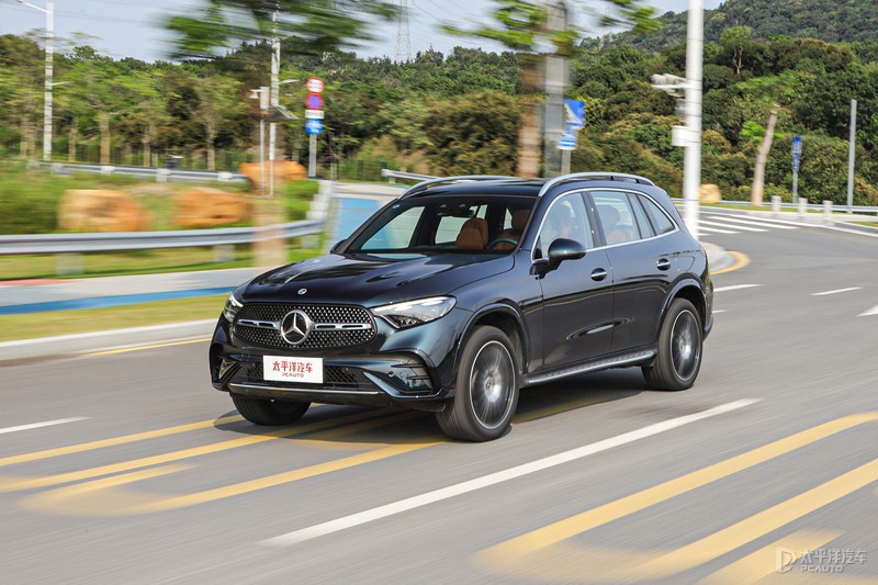 7.6秒破百实测2018款奔驰glc300,深度试驾奔驰glc300l2024款