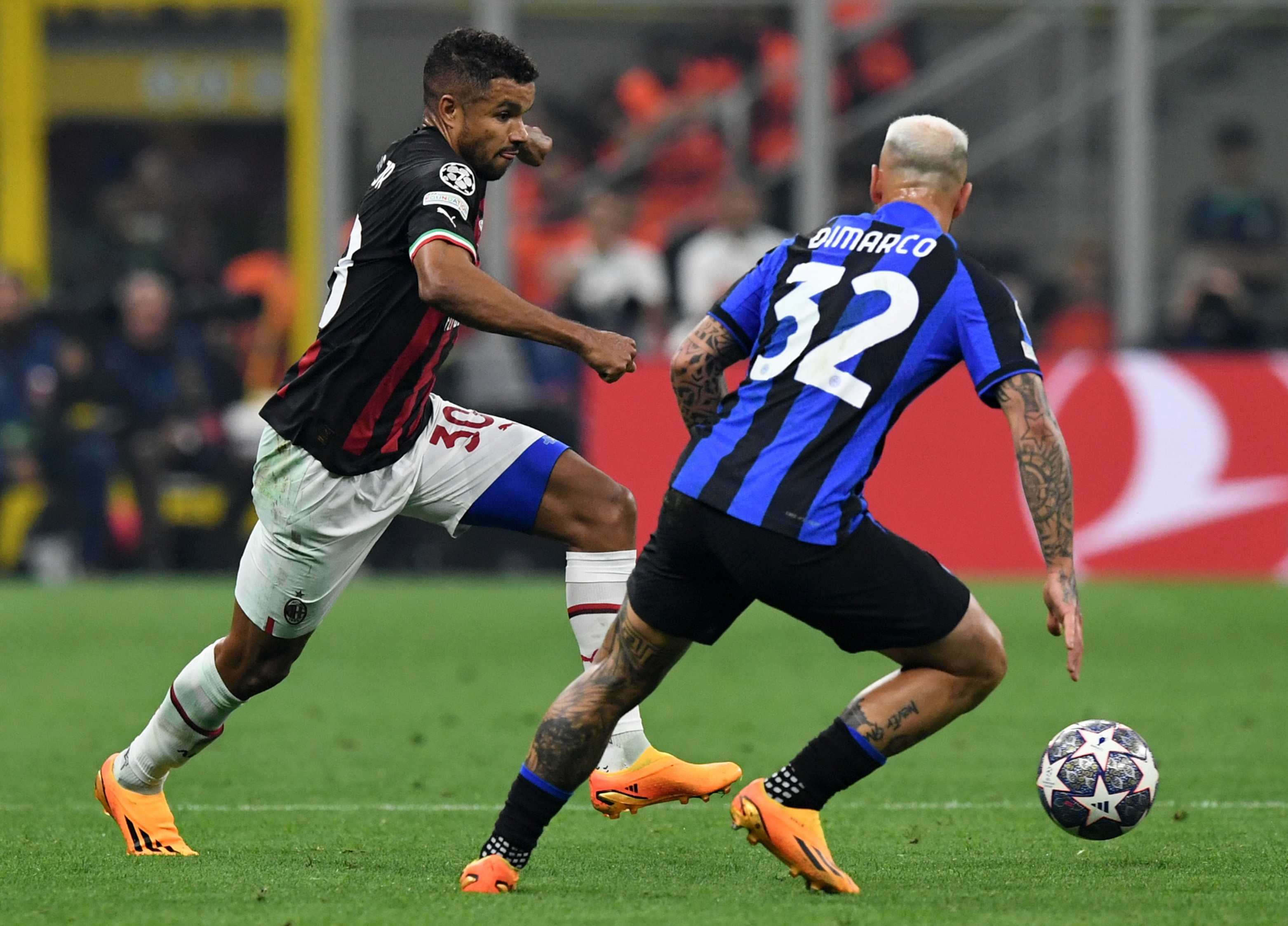 足球国际米兰队,国际米兰足球竞赛