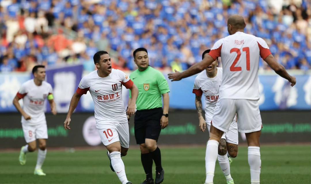 成都蓉城vs上海申花冲突,蓉城主场现场冲突