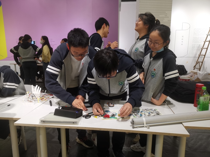 vr虚拟现实美术课堂,vr虚拟绘画展