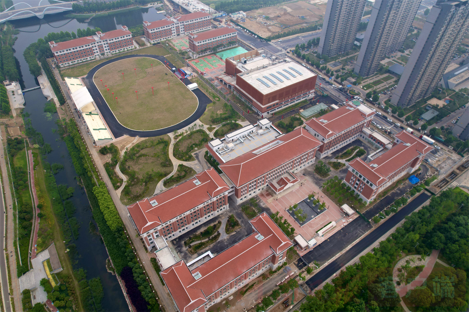 郑州外国语学校航空港校区,郑州外国语学校2021招生计划