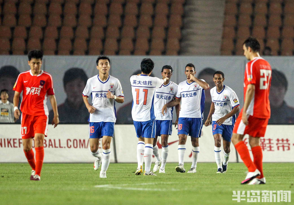 中超联赛青岛德比出场录像,中超青岛西海岸vs河南队观众人数