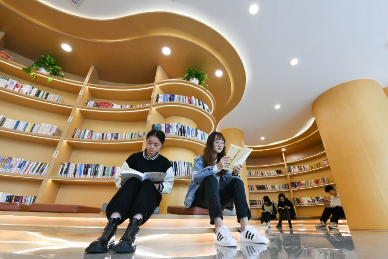 双面“绣”姑苏——人文经济视野下的苏州观察