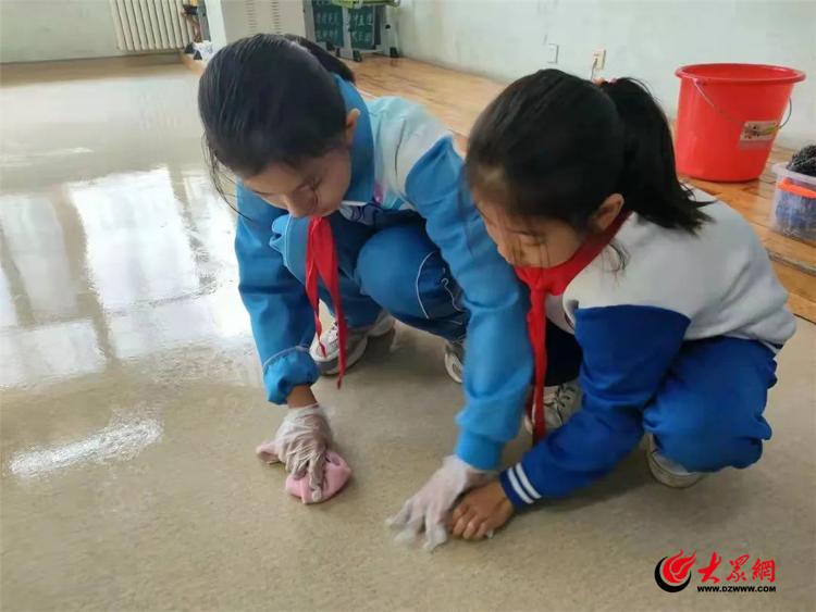 闈掑矝娌у彛鏁欒偛,闈掑矝浜旈」鏁欒偛鏀诲潥琛屽姩