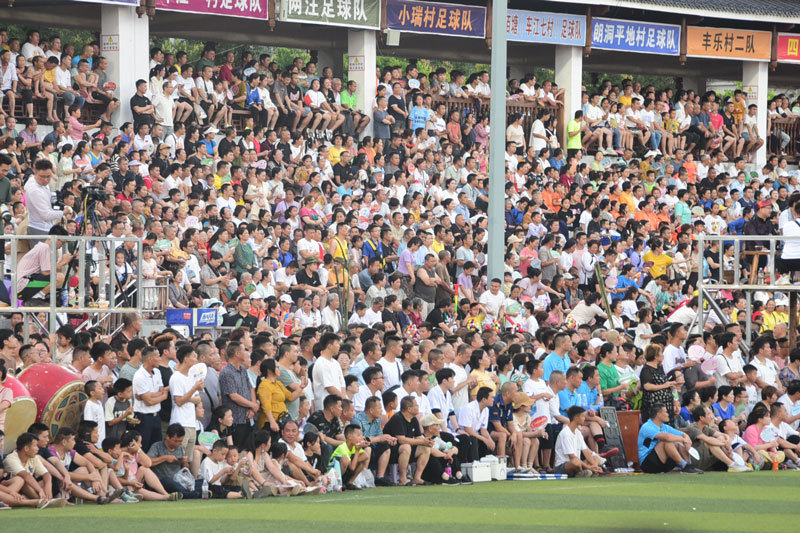 贵州榕江“村超”助乡村足球焕发新生