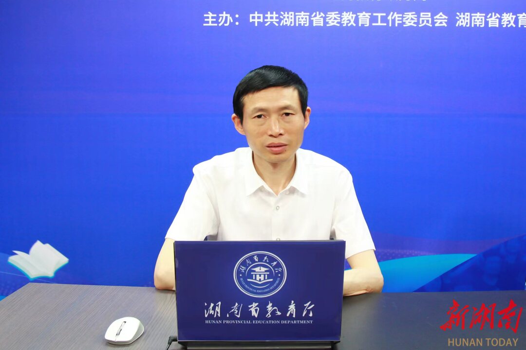 石门县教育局局长李世辉,石门县小学足球