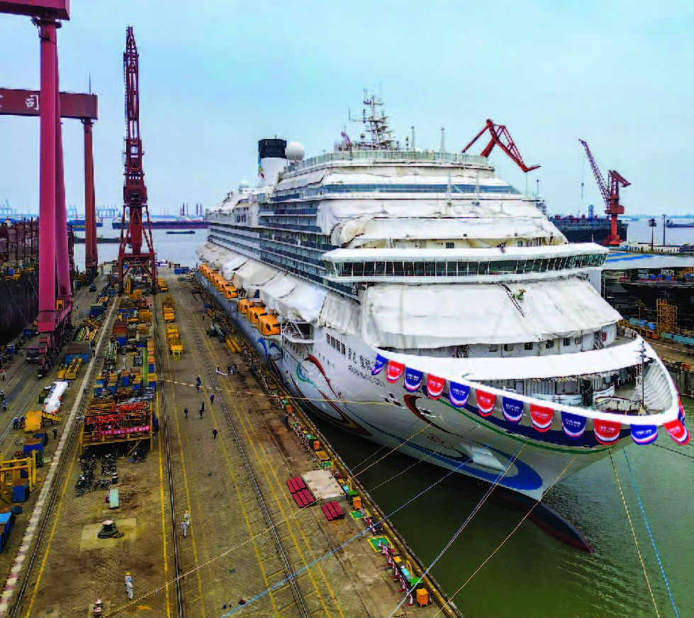 爱达魔都号介绍,爱达魔都号在沪出坞直播