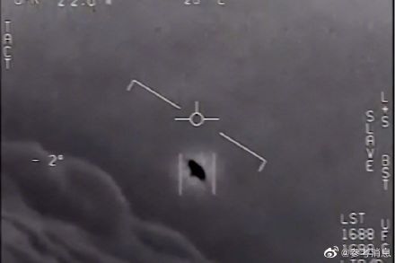 美国人宣布进入飞碟,直径9米能装足球场,里头几分钟外面4小时