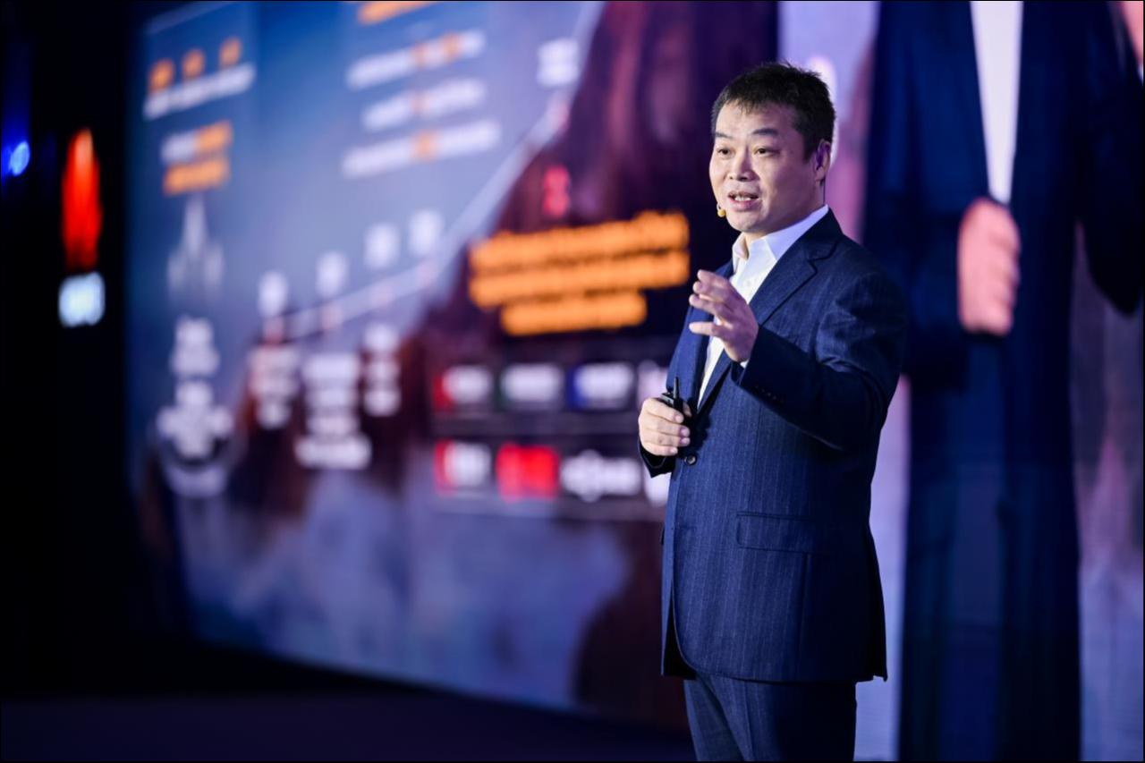 关于华为的一件事作文,华为的伟大事迹