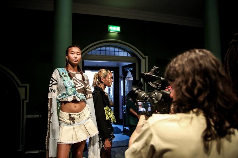 umbro茵宝新款,umbro茵宝联名款走秀