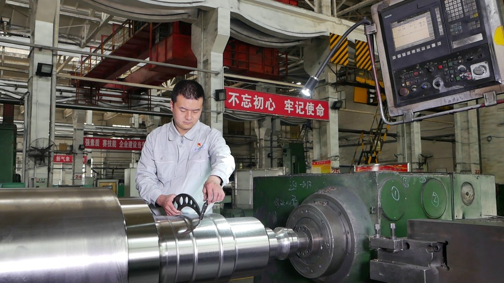 “双争”光荣榜|张衍朝：轧辊加工从来没有“差不多”