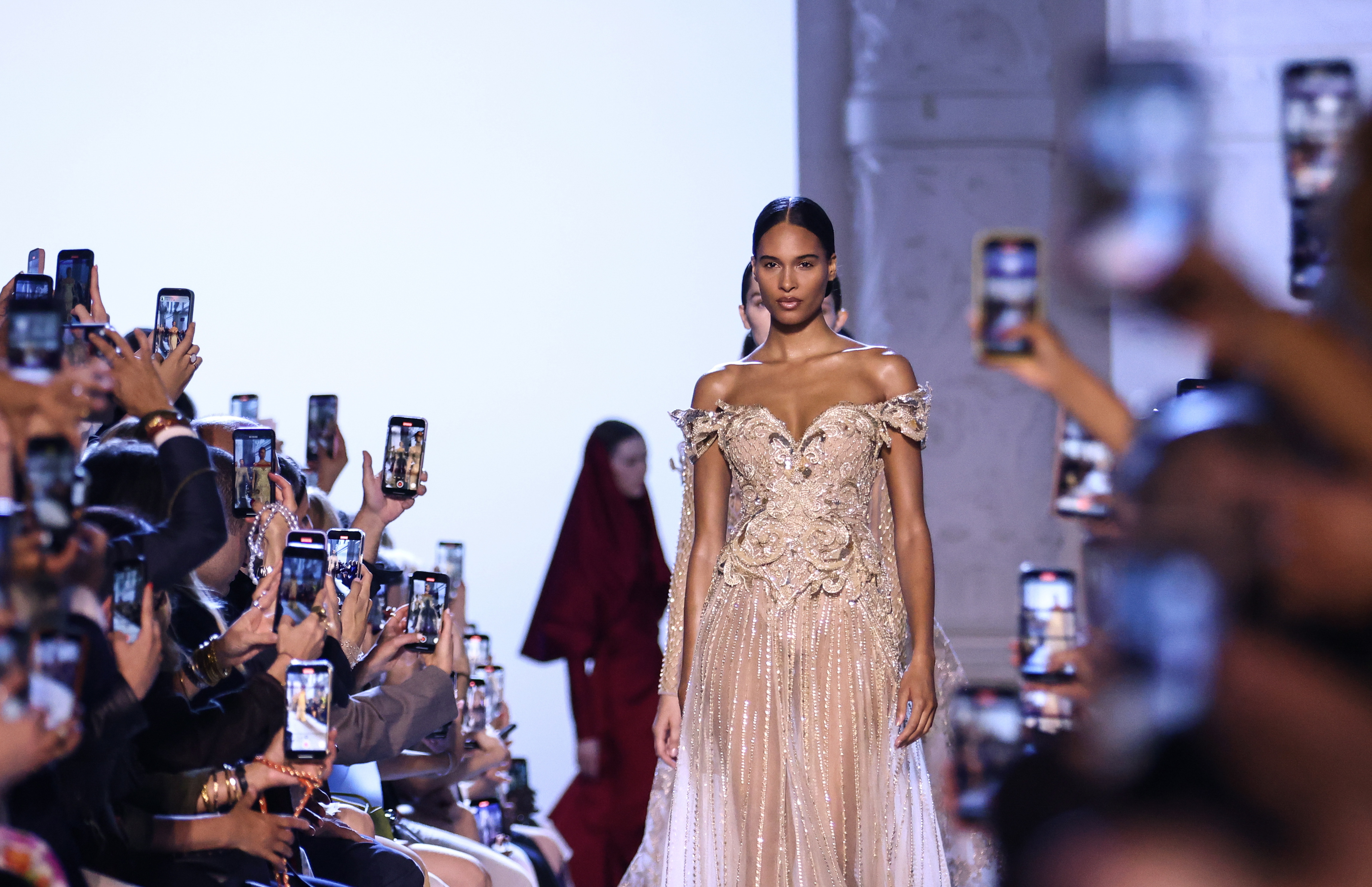 时装秀eliesaab2019秋,巴黎时装周eliesaab2018
