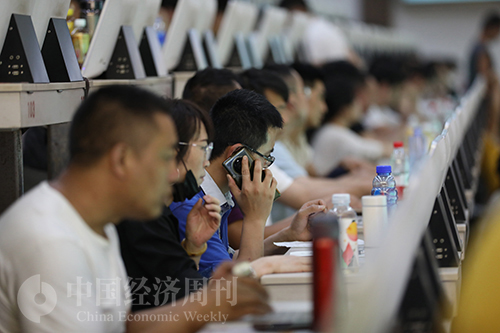 云南最大的鲜花拍卖市场,世界第一大鲜花拍卖市场