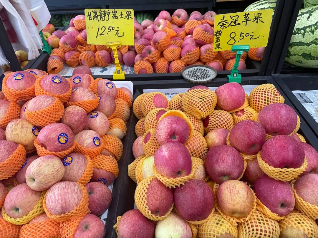 月薪一万吃不起水果,月薪1万吃不起车厘子