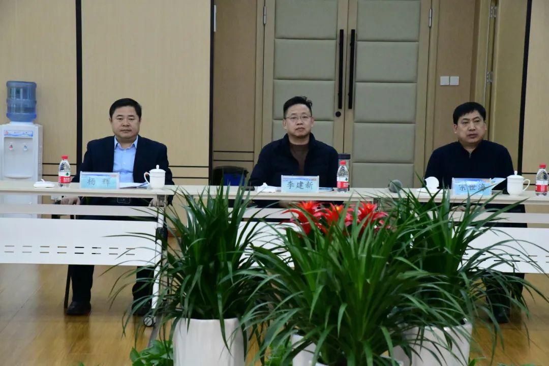 未央区西航三校,陕西未央区西航三校教研活动视频