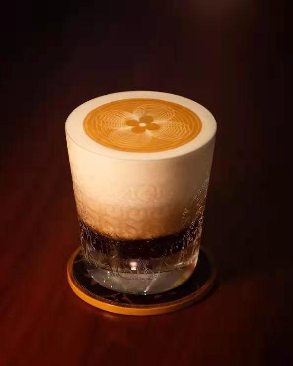 出“殡葬风”围挡，LV巨物营销赢麻了？