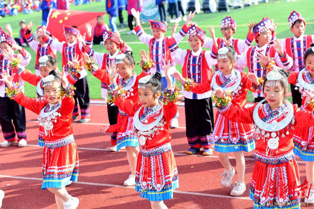 湘江新区凌云小学大课间完整版,湘江新区凌云小学新生班